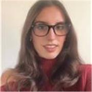 Profesora particular con experiencia en refuerzo escolar y nivel B2 de inglés, ofrece clases personalizadas para niños en Sevilla.