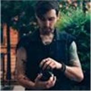 Révélez votre potentiel photographique avec un expert photographe de plus de 8 ans d'expérience en portraits, mode et mariage - Cours en ligne ou en présentiel à Paris, disponible dès maintenant!
