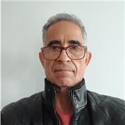 Mi nombre es Walter Villamizar, profesor de inglés nacido en Colombia pero criado en USA con mas de 25 años de experiencia en la educacion bilingue en Bogoá, Barranquilla y Cartagena. Entreno para exámenes internacionales como el TOEFL y IELTS. Tengo expe