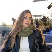 Estudiante que da clases particulares