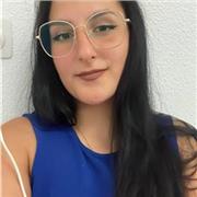 Soy profesora particular con experiencia impartiendo clases personalizadas a estudiantes de primaria y secundaria.