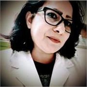 Insegnare arte /fotografia.Sono una pittrice di Barletta, e appassionata di fotografia, ho fatto da modella per ritratto
