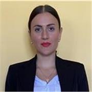 Une italienne specialisée dans la didactique des langues étrangères et dans l'apprentissage de l'italien.