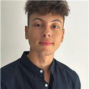 Profesor de informática con altos conocientos en office y conceptos básicos sobre programación