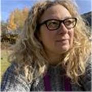 Psicoterapeuta impartisce lezioni di psicologia