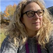 Psicoterapeuta impartisce lezioni di psicologia