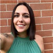 Sono una ragazza di 23 anni laureata alla triennale di biotecnologie e attualmente al primo anno della magistrale di Biologia sperimentale ed applicata