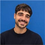 ¡Hola! Soy Iñigo, profesor de Economía, y quiero ayudarte a ganar confianza en la asignatura