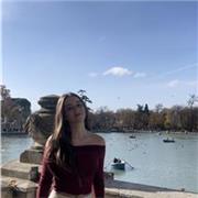 Profesora carismática y paciente con bachillerato con matrícula de honor, ofrece clases particulares presenciales de apoyo escolar
