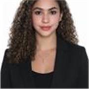 Profesora de preescolar brinda apoyo escolar y estimulación temprana