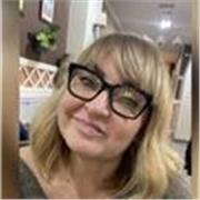 Profesora titulada imparte clases de español a todos los niveles con +10 años de experiencia.. 