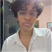 Professora de Matemática com experiência em aulas online. Uso de métodos lúdicos, contextualização e interdisciplinaridade