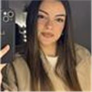 Profesora en atención a niños con dependencia de todas las edades.