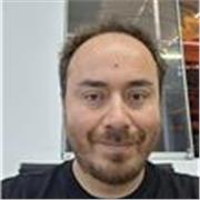 Profesor de ingeniería imparte clases de gestión de proyectos