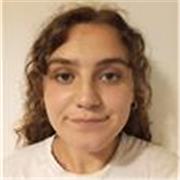Profesora apta para todas las edades, hasta bachillerato. Paciente y adaptable al alumno.
