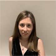 Profesora de apoyo escolar especializada en clases de inglés para niños y adultos online