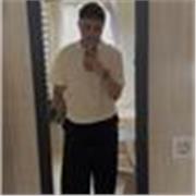 Profesor de matemáticas para los mas pequeños que puede ayudar con aquellos estudios que mas complican a los jóvenes.