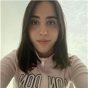 Me considero una persona con muchas ganas de poder enseñar y ofrecer mi ayuda a personas con materias como inglés ( cuento con un C1) y Español