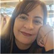 Profesor de inglés en todas las edades impartiendo a través de metodología pedagógica la enseñanza del inglés como idioma extranje