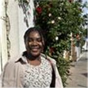 English tutor. I am from an English country