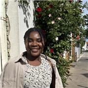 English tutor. I am from an English country
