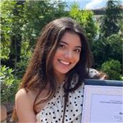 Offro lezioni di inglese per bambini e studenti della scuola primaria, oltre a lezioni di  per diversi livelli.