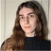 Chica responsable, organizada, puntual y paciente. A cualquier curso de primaria.