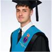 Profesor de Lengua Castellana y Literatura, Matemáticas, Ciencias Sociales y Ciencias Naturales imparte clases a niños de todas las edades