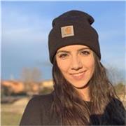 Studentessa offre ripetizioni di inglese fino al livello C1