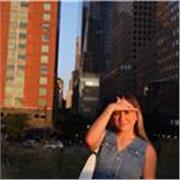 Soy una persona con experiencia trabajando en un colegio en Estados Unidos de Teacher Assistant. Empatica, proactiva.