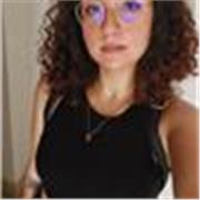 Studentessa di psicologia, diplomata a liceo linguistico, impartisco lezioni private per Elementari e Medie (no matematica)