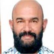 Psicólogo, Magister y Doctor en Educación