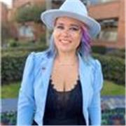 Maestra de artes Plásticas y pintura