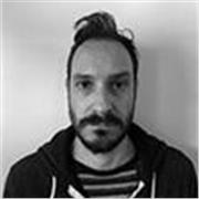 Soy un artista.  Tengo un Masters en las bellas artes.  Yo se mucho de la historia del arte, especialmente arte contemporaneo.  