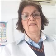 Soy Profesora de Ciencias, especialmente Química. Y mi labor es hacer que el estudiante se enamore de la asignatura y la aprenda