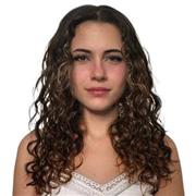 ¡Hola a todos y todas! Soy Aida, una estudiante apasionada de 10 y, además, ¡una profesora en potencia! A lo largo de mi vida, he tenido la oportunidad de enseñar a personas de todas las edades y perfiles, y debo decir que siempre he recibido un feedback