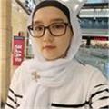 İlk okul ve Orta okul öğrencilerine matematik dersi veren öğretmen