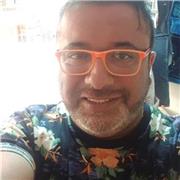 Relacionador publico, y que le gustaría hacer clases a niños jóvenes y adultos en santiago o regiones