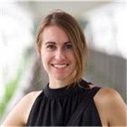 Enseñanza del francés a aprendices de todas las edades y niveles, con un enfoque en la adaptación a sus necesidades