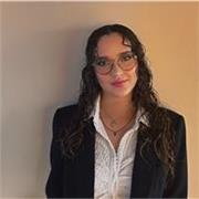 Profesora con experiencia en escuelas internacionales ofrece clases particulares de inglés adaptado a cada nivel.