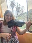 Se dictan clases personalizadas a domicilio y Virtual de piano, violín y canto. Profesora graduada del Conservatorio de música. Toca tus canciones favoritas en 8 clases.Método interactivo y divertido