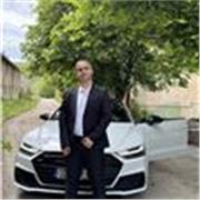 I am english tutor and i teach the people in need that wanna learn english