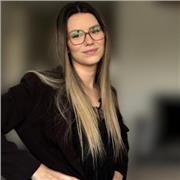 Intervenante diplômée en marketing et communication, propose des cours particulier de marketing, com et espagnol (niveau bac).