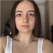 Soy una estudiante de Ingeniería Electrónica y Automática. Daria clase hasta segundo de bachillerato.