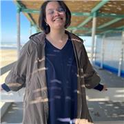 Offro ripetizioni di inglese, in presenza o online, a studenti in difficoltà ma anche ad adulti che vogliono mettersi in gioco.