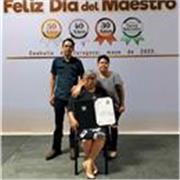 Licenciada en educacion media con especialidad en Ciencias Sociales especializada en Historia para jovenes y adultos