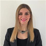 Customized Fashion & Graphic Design lessons in Italian/English/Spanish. Concept development, Graphics, Software design tools