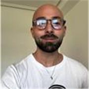 Soy un profesor con foco tanto teórico como práctico. Llevo más de 13 años trabajando en el marketing digital en multinacionales