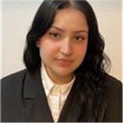 Me defino como una persona cercana y que crea confianza. Profesora apta para edades de 7-12