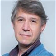 Professor de Arquitetura e Urbanismo. Mestre em Arquitetura pelo PRARQ - UFRJ